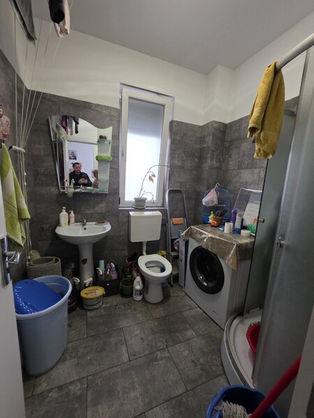 Berceni, pe Postalionului, an 2019, centrala,stradal,ideal spatiu comercial