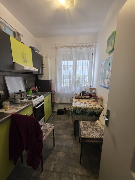 Berceni, pe Postalionului, an 2019, centrala,stradal,ideal spatiu comercial