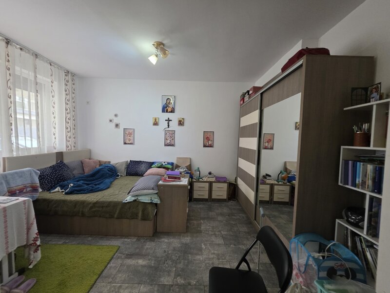 Berceni, pe Postalionului, an 2019, centrala,stradal,ideal spatiu comercial